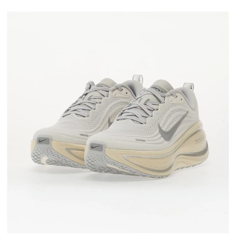 Nike Vomero Plus Running is Mental