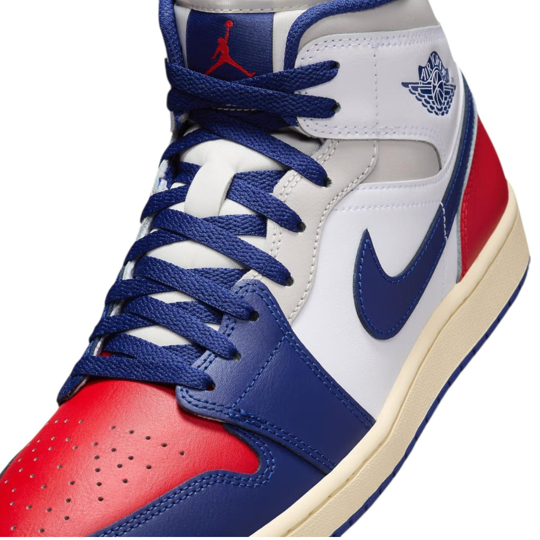 Air Jordan 1 Mid Rare Air